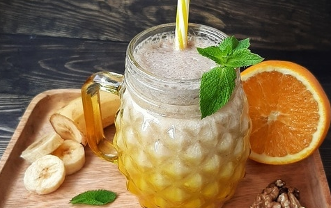 Banana orange smoothie
