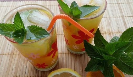 Mint-citrus drink 