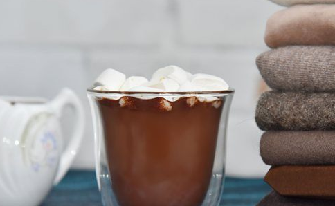 Cocoa with rum and chili