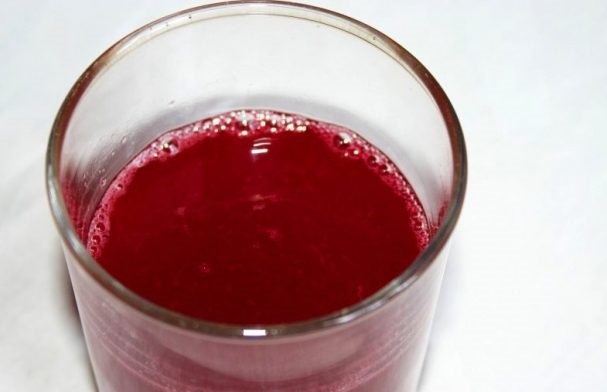 Cranberry juice from frozen berries
