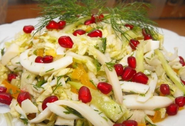 Chinese cabbage salad with squid