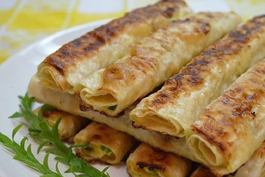Fried lavash with cheese