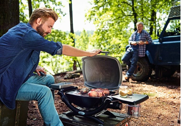 10 Helpful Chef Tips for Beginner Grillers