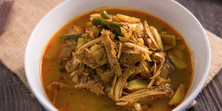 Jackfruit Goulash: This Vegan Dish is a Success with this Recipe