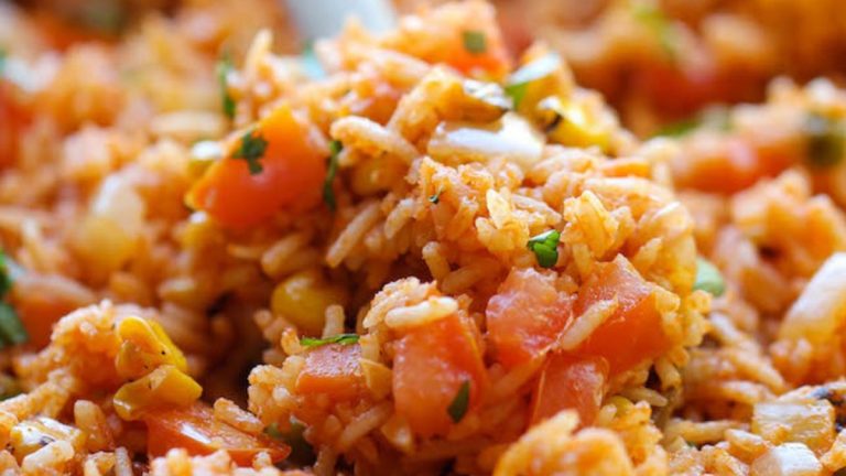 Jollof Rice: Easy and Flavorful Rice Recipe