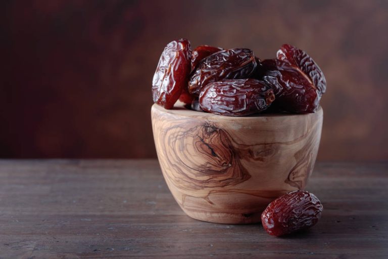 Dates: a Healthy Snack With a Lousy Ecological Balance