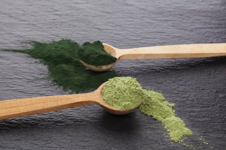 Barley Grass and Wheat Grass: Don’t Bring Much and Hardly Taste Good
