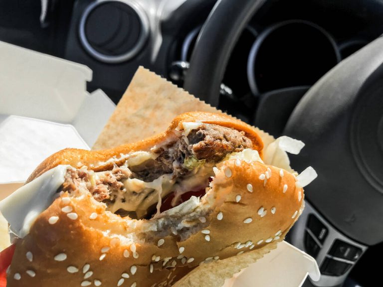 If You Fast During The Day, You Can Dig in in The Evening: Is This Nutritional Myth True?