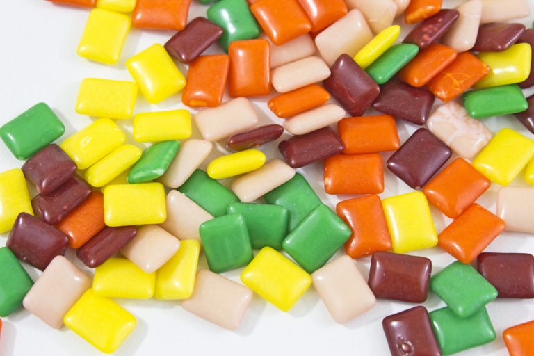 Chicle: This is How Plastic-Free Chewing Gum is Made From Tree Sap