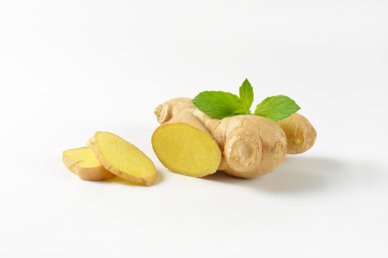 Eating Ginger Raw: Benefits and Possible Side Effects