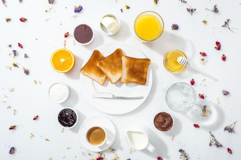 Toast is Unhealthier Than Bread: Does That Also Apply to Wholemeal Toast?