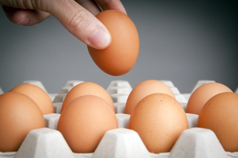 Eating Raw Eggs: You Should Pay Attention to This