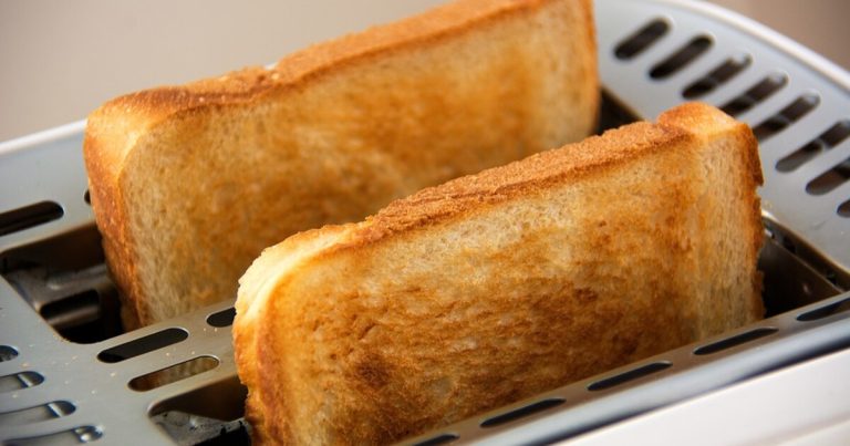 Toasting Bread: Stale Bread Idea