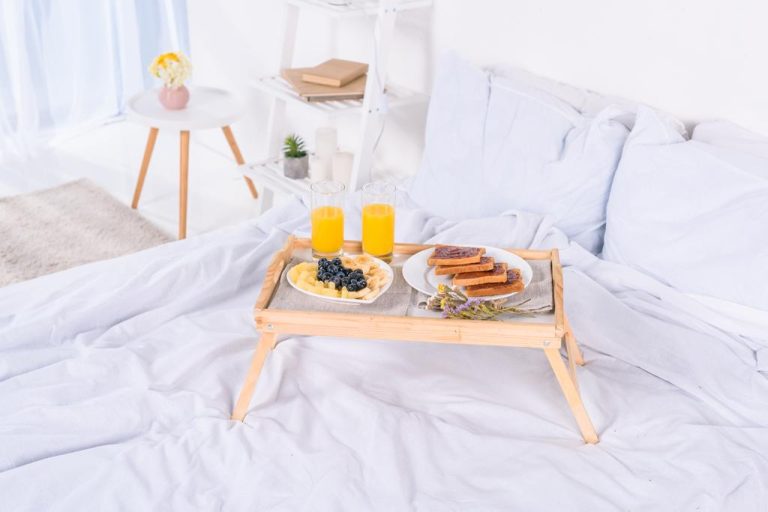 Breakfast in Bed: Ideas For a Relaxed Morning