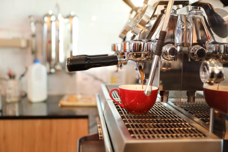 The Advantages of a Fully Automatic Coffee Machine