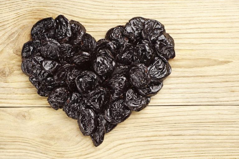 Prune juice: Effect and use in constipation