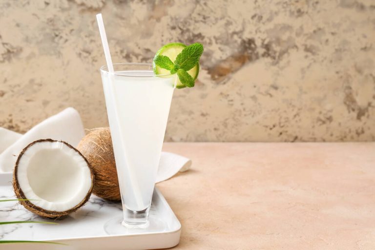 Coconut Water: 5 Unpleasant Facts About The Trend Drink