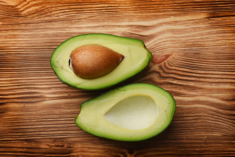 Media Warn: “Avocados Are Not Vegan”