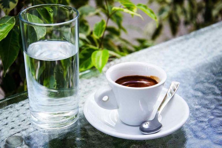 Buying a Coffee Machine: Yes or No? – The 5 Biggest Myths About Coffee