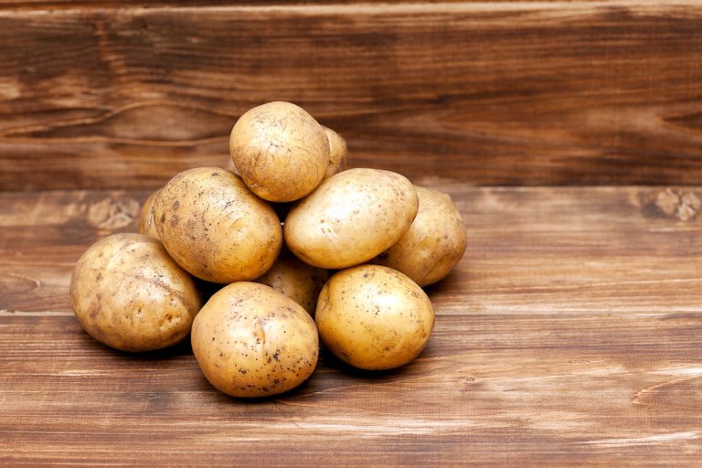 Curious Household Tip: Cleaning The Shower With Potatoes – What Does it Do