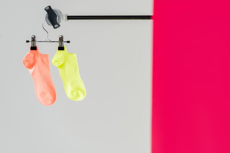 The Washing Machine Eats Socks – or Does it? Where Are The Clothes Going?