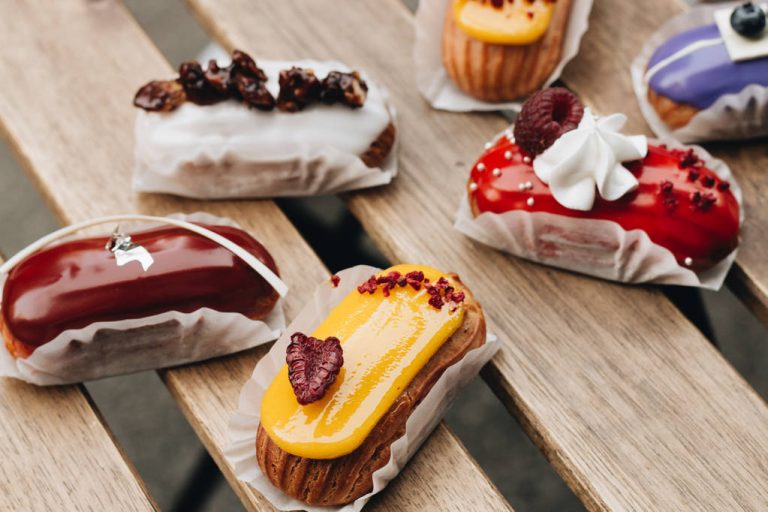 Period Cravings: How to Avoid Binge Eating