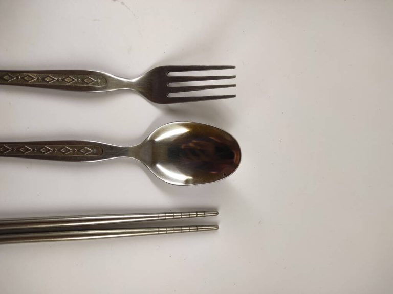 Secret Tip For Rusty Cutlery: This is How The Aluminum Foil Trick Works in The Dishwasher