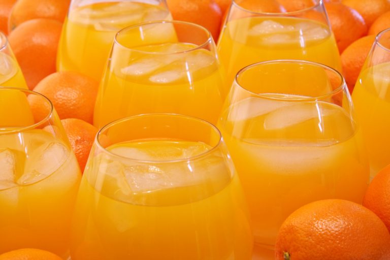 Nutrition Myths: Why Orange Juice is Not as Healthy as You Think
