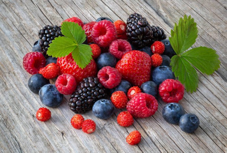 Strengthening The Immune System: Five Good Reasons to Eat More Berries