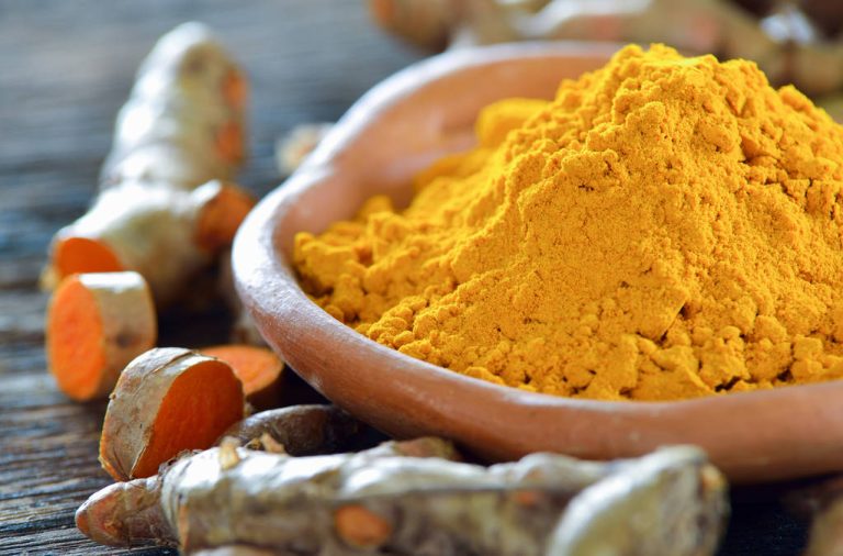 Superfood Turmeric: How Healthy is The “Golden Spice” Really?