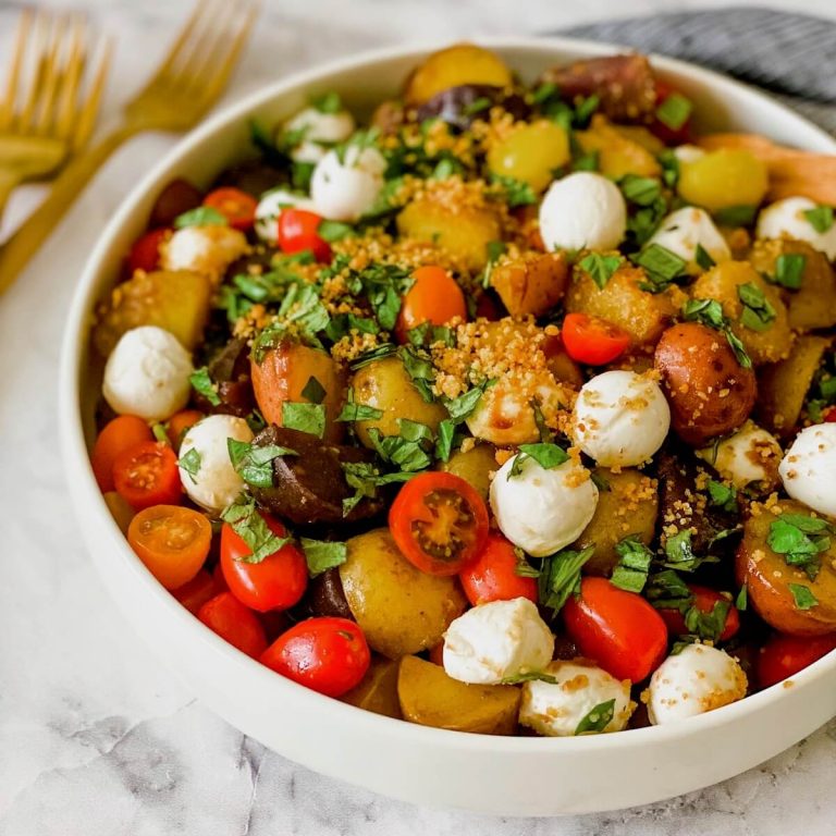 Potato and Tomato Salad with Cheese