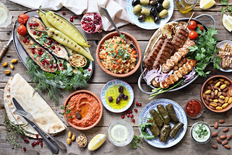 Is there a focus on fresh, seasonal, and locally sourced ingredients in Lebanese cooking?