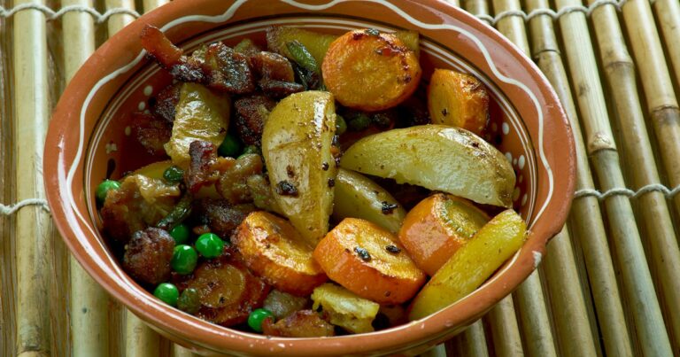 What are some popular street foods in Chad?