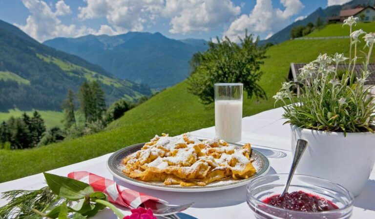 Are there any popular Austrian snacks?
