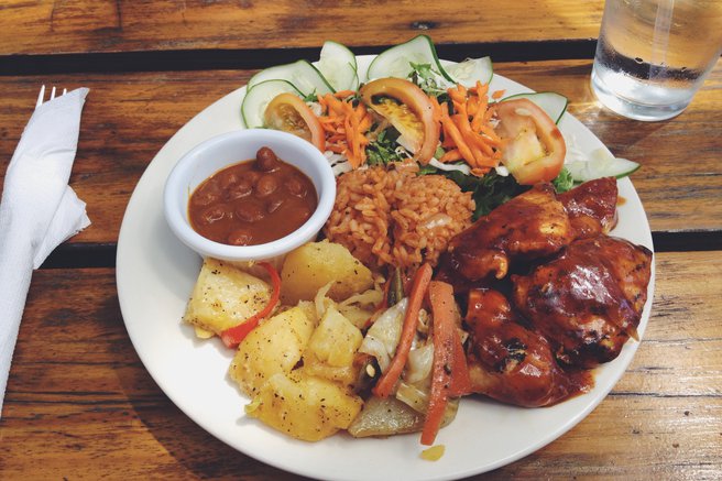 Can you tell me about the role of seafood in Dominican cuisine?