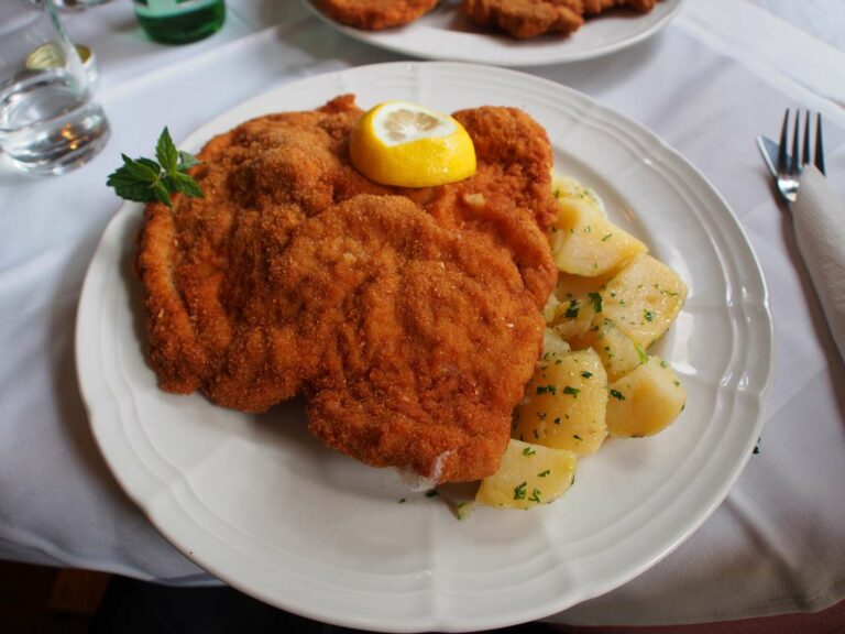 Are there any dietary restrictions in Austrian cuisine?