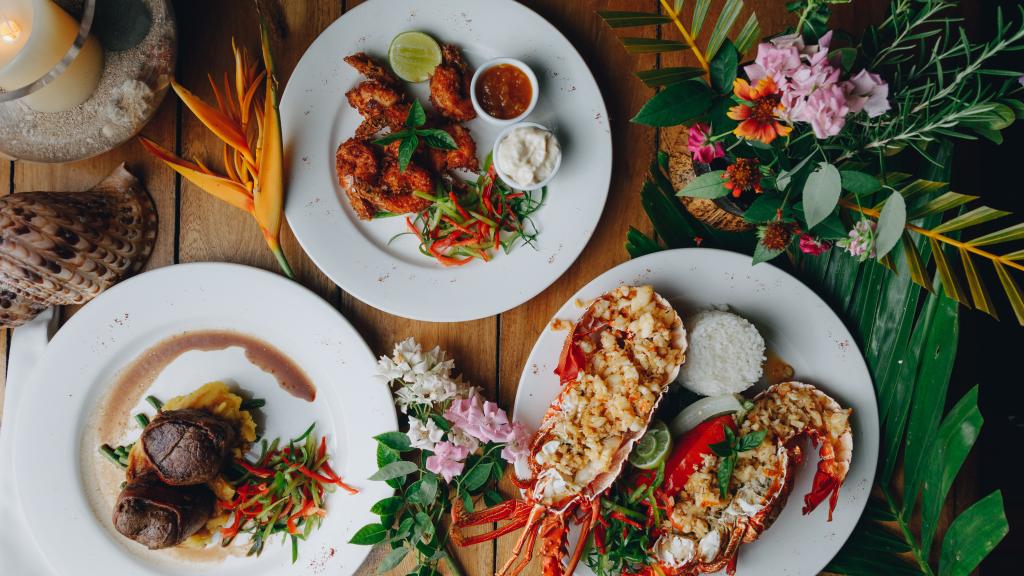 Are there any street food markets or stalls in Vanuatu?