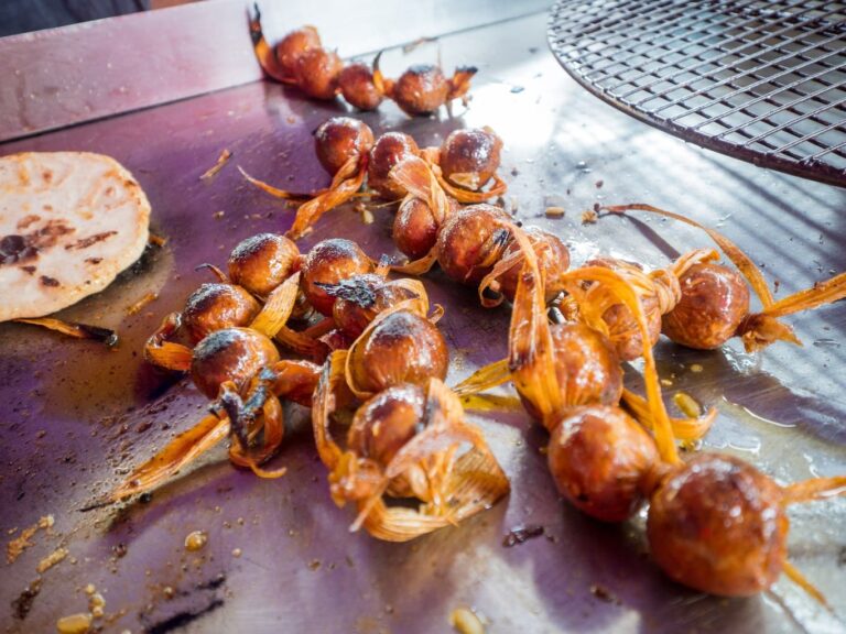 Can you tell me about the street food hygiene and safety standards in El Salvador?