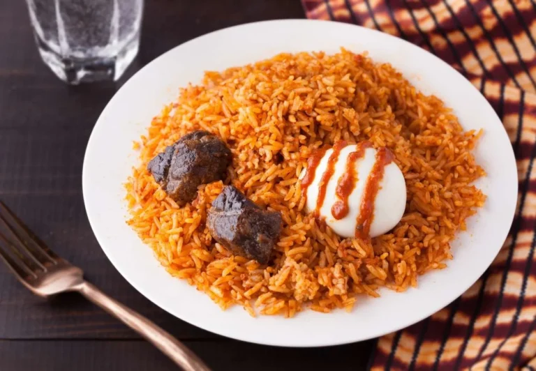 What are some vegetarian options in Liberian cuisine?