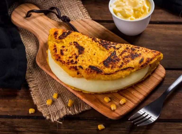 How are plantains used in Venezuelan cuisine?