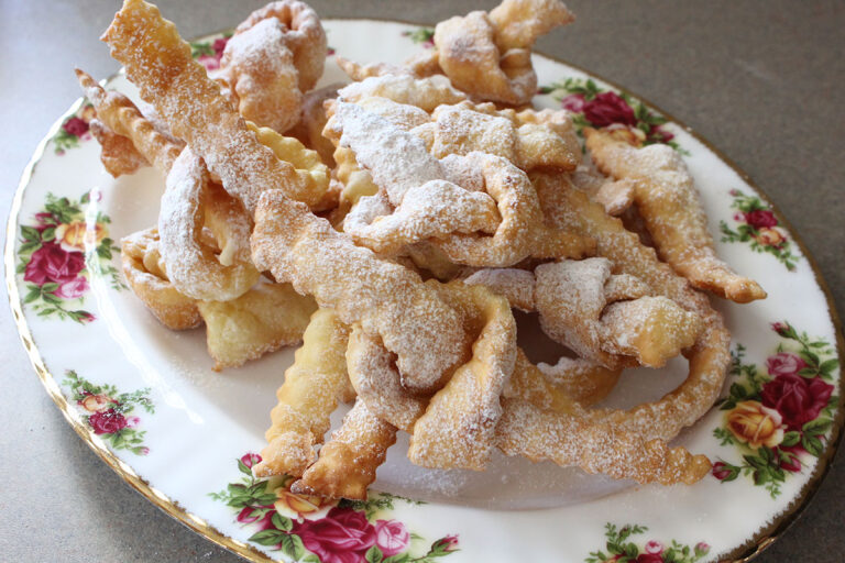 What are some popular street foods in Croatia?