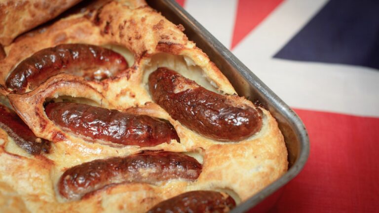 What are the common seasonings and spices used in British cuisine?