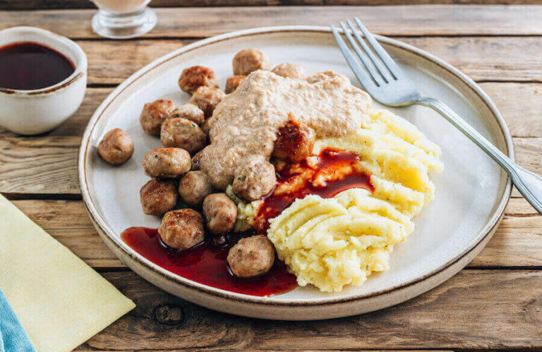 How does Swedish cuisine differ from other Scandinavian cuisines?