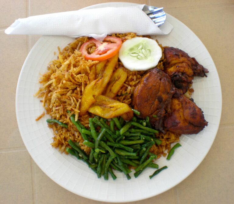 What are some common Surinamese condiments or sauces?
