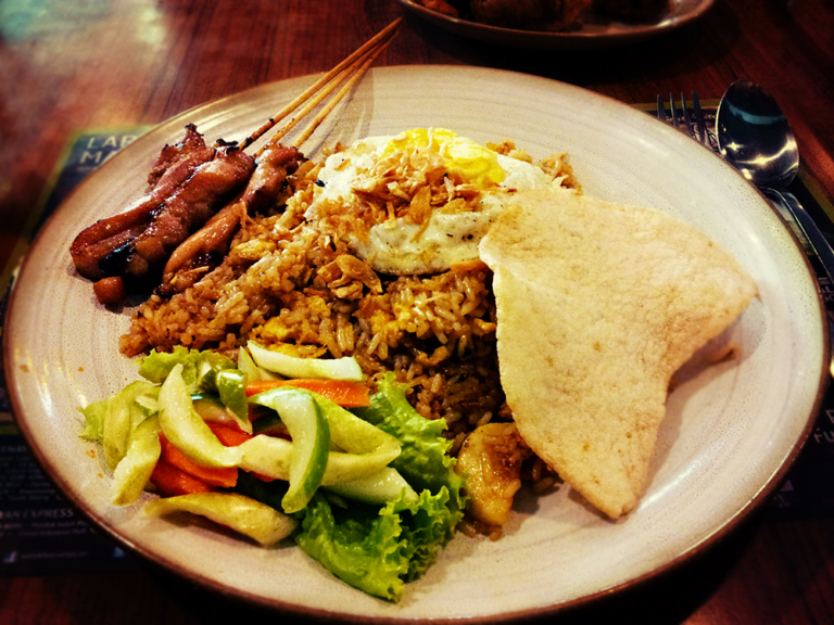 Are there any fusion dishes in Indonesian cuisine?