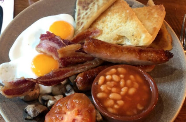 What is the role of tea in British cuisine and culture?