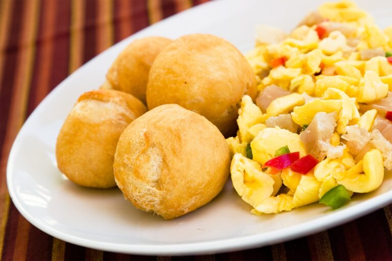 What are some popular street foods in Jamaica?