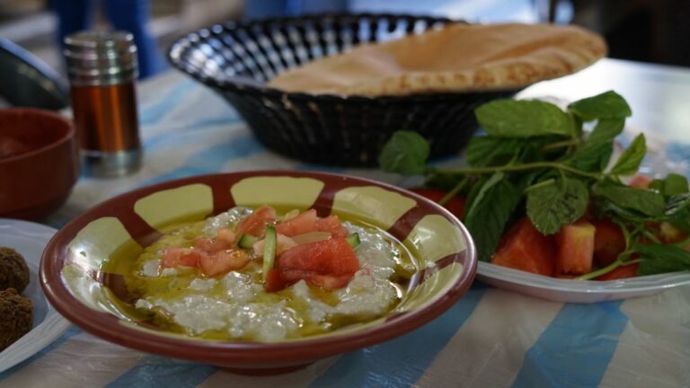 Can you find any influences from Jordanian agricultural practices in the cuisine?