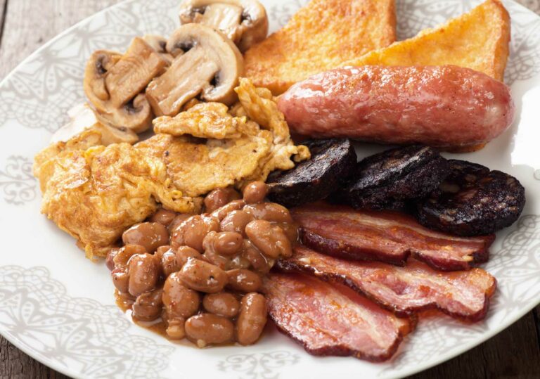 Are there any British dishes that are considered breakfast foods?