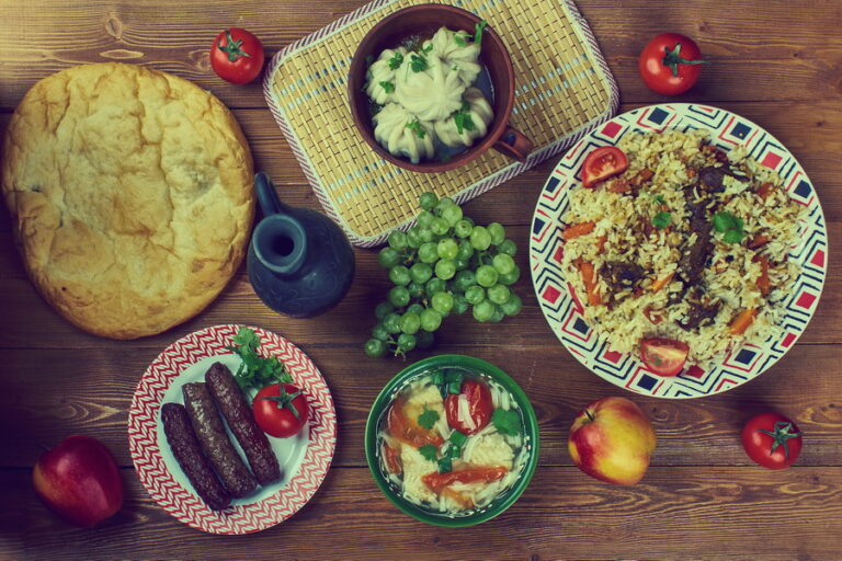 Are there any Turkmen dishes that are unique to the country?